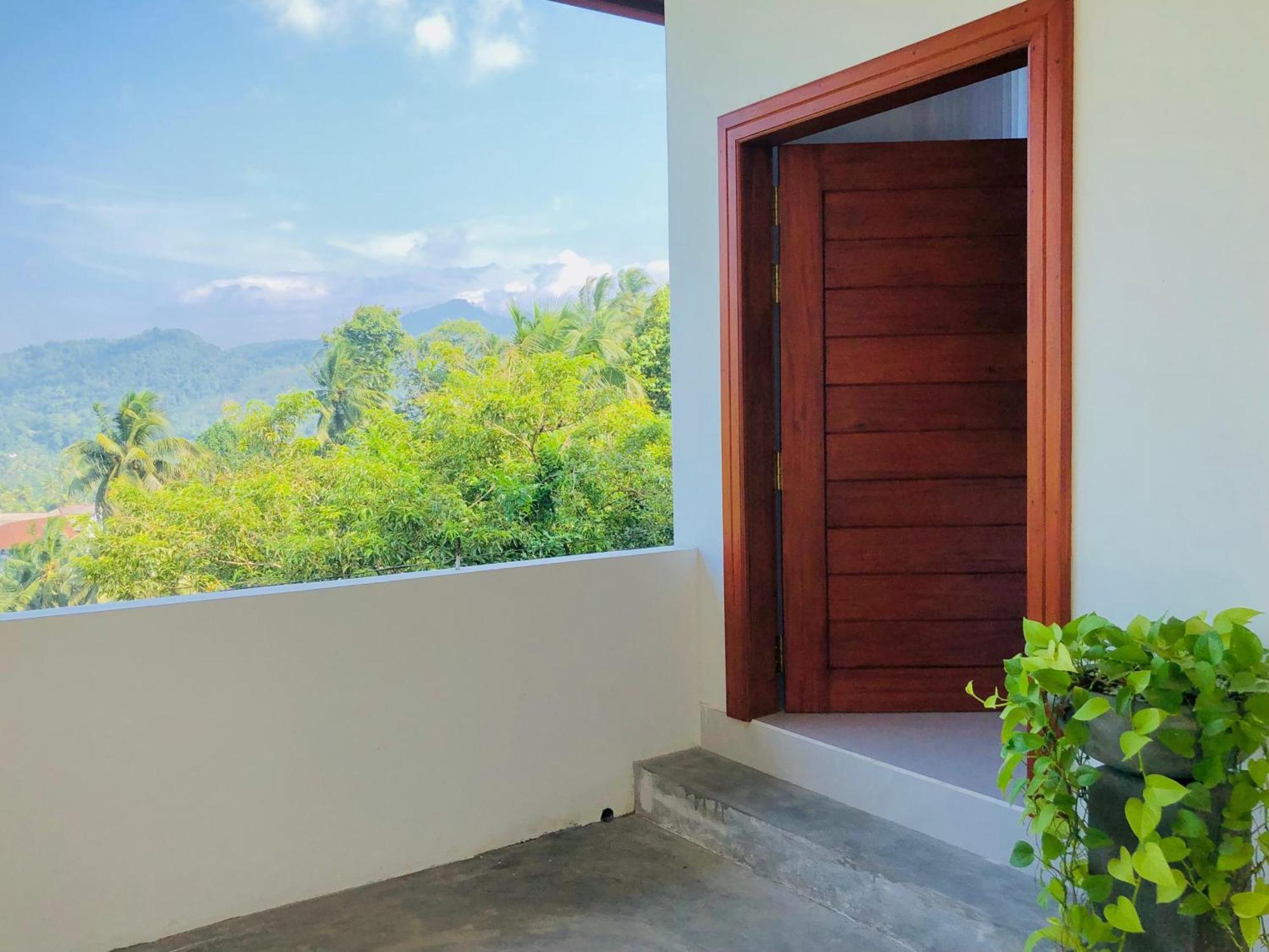 Meridian Holiday Resort Ratnapura Exterior foto