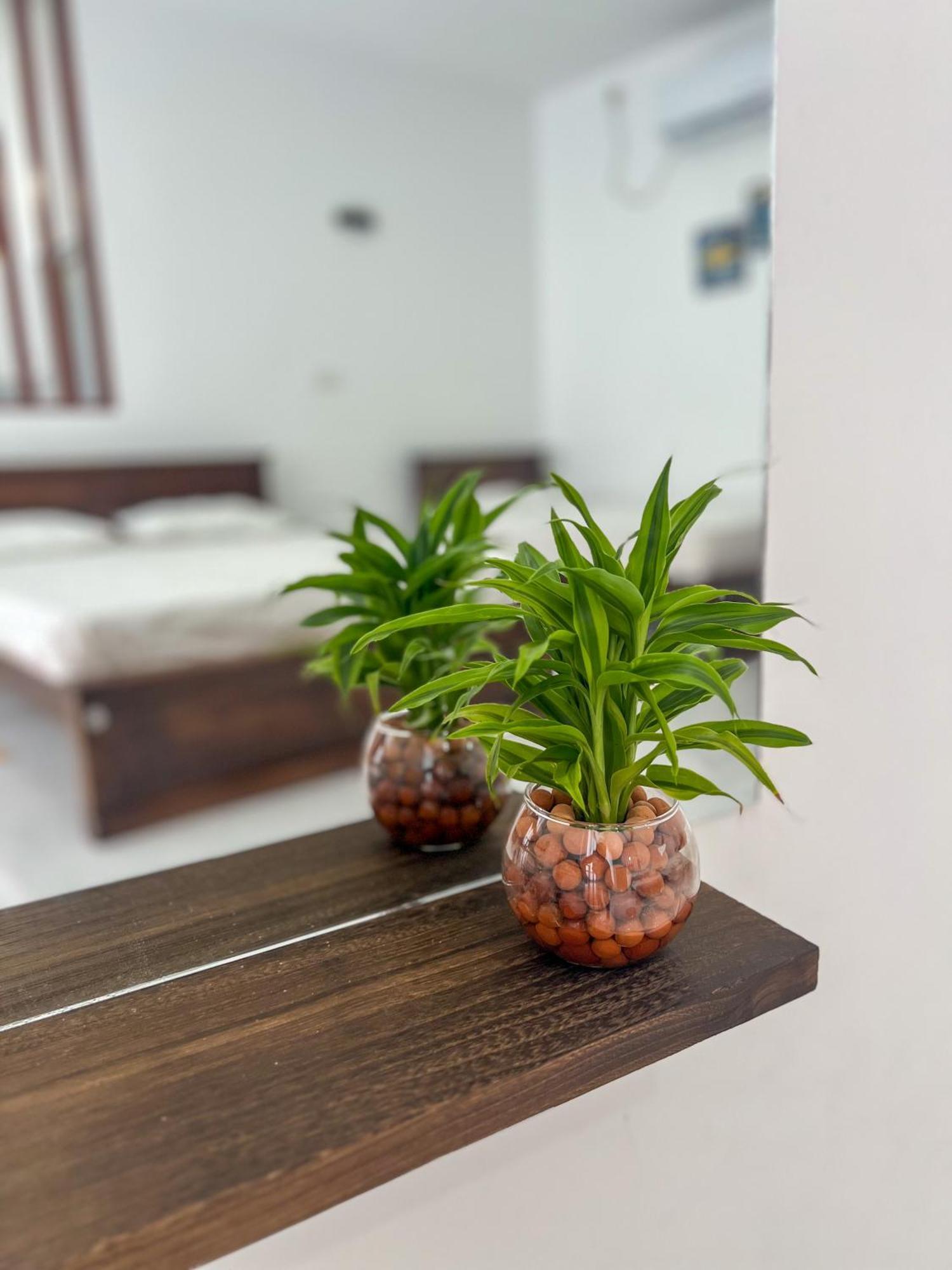 Meridian Holiday Resort Ratnapura Exterior foto
